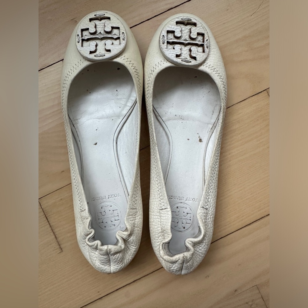 Tory Burch Ivory Leather Flats